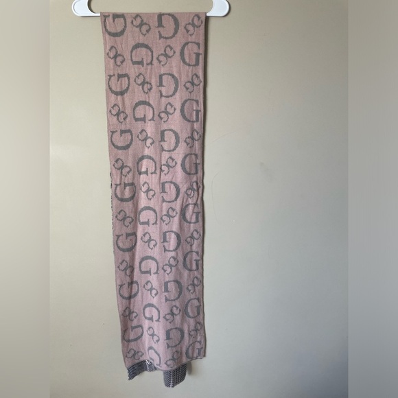 Guess Pink and Gray Scarf NWOT - Picture 5 of 5